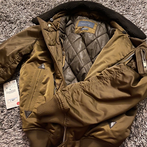 Zara coat - Picture 1 of 4